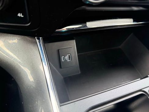 Used 2021 Ford F150 Lariat image 26