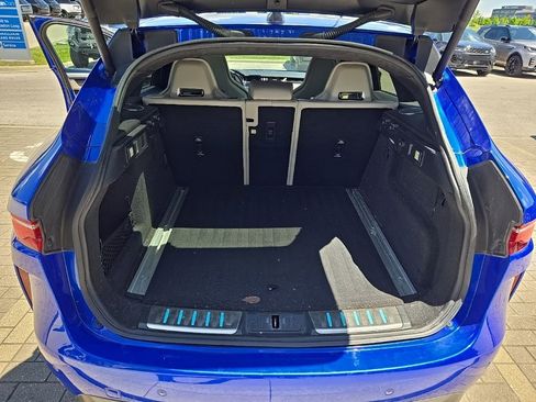 Used 2022 Jaguar F-PACE SVR AWD/4WD image 18