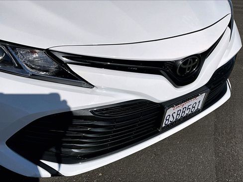 Certified 2020 Toyota Camry LE image 27