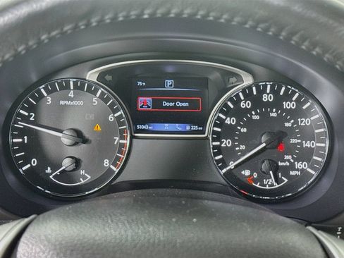 Used 2016 Nissan Altima 2.5 SL w/ 2.5 Technology w/LED Package FWD image 13