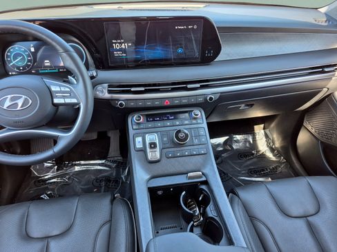 Certified 2024 Hyundai Palisade Limited FWD image 14