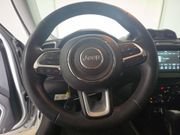 Used 2021 Jeep Renegade Latitude FWD image 10