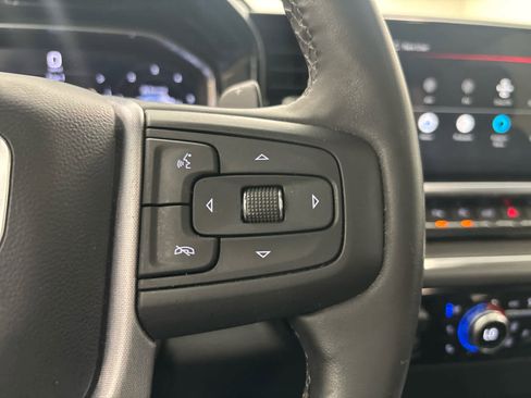 Used 2024 GMC Sierra 1500 SLT w/ SLT Convenience Package image 28