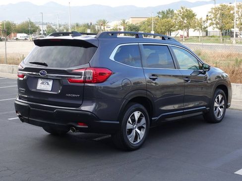 Used 2023 Subaru Ascent Premium w/ Convenience Package AWD/4WD image 17