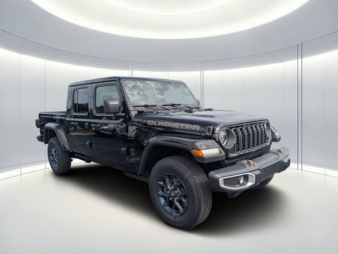 New 2026 Jeep Gladiator Sport AWD/4WD image 1