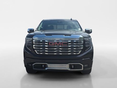 Used 2023 GMC Sierra 1500 Denali w/ Denali Reserve Package AWD/4WD image 9