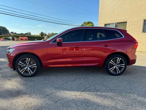 Used 2019 Volvo XC60 T6 Momentum w/ Protection Package Premier image 5