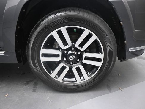 Used 2016 Toyota 4Runner Limited image 24