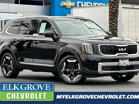 Used 2023 Kia Telluride EX w/ EX Captain's Chair Package image 1