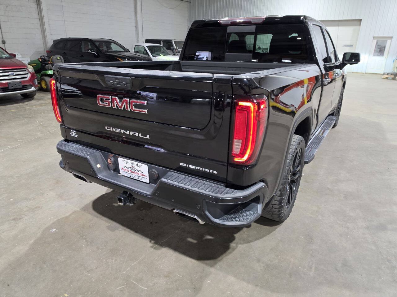 Used 2019 GMC Sierra 1500 Denali w/ Driver Alert Package II AWD/4WD image 13