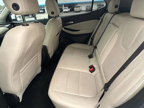 Used 2022 Buick Encore GX Essence w/ Advanced Technology Package image 16