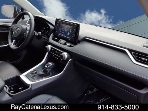 Used 2023 Toyota RAV4 Limited image 21