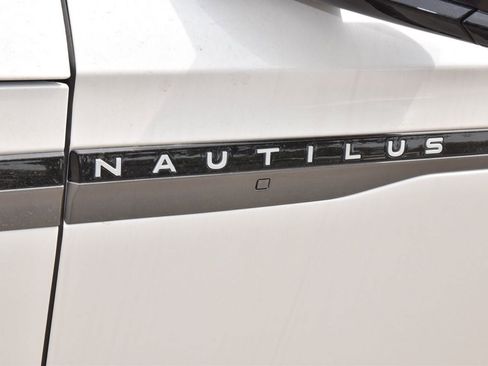 New 2026 Lincoln Nautilus Reserve w/ Jet Appearance Package image 50