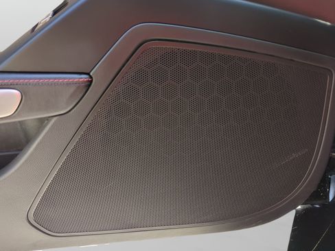 Used 2017 Chevrolet Corvette Z06 w/ Chrome Badge Package image 46