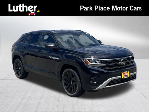 Used 2023 Volkswagen Atlas Cross Sport SE AWD/4WD image 1