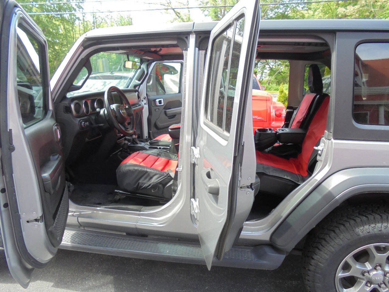 Used 2020 Jeep Wrangler Unlimited Sport AWD/4WD image 3