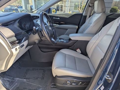 Used 2019 Cadillac XT4 Premium Luxury image 19