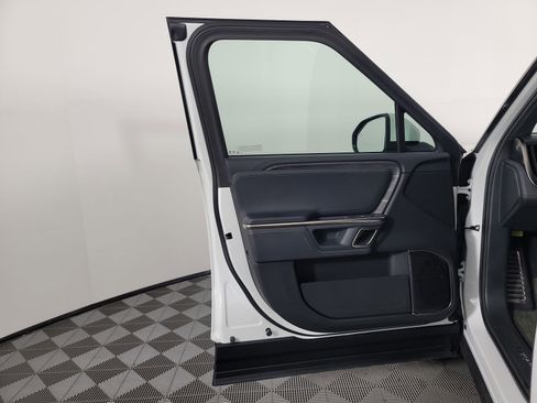 Used 2024 Rivian R1S Adventure AWD/4WD image 16