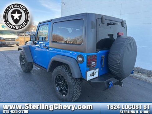 Used 2016 Jeep Wrangler Sport image 3