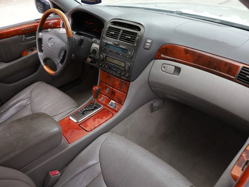 Used 2003 Lexus LS 430 RWD image 26