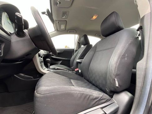 Used 2009 Toyota Corolla S FWD image 11
