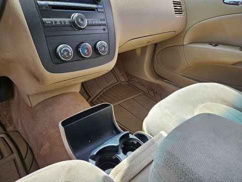 Used 2008 Buick Lucerne CX FWD image 23