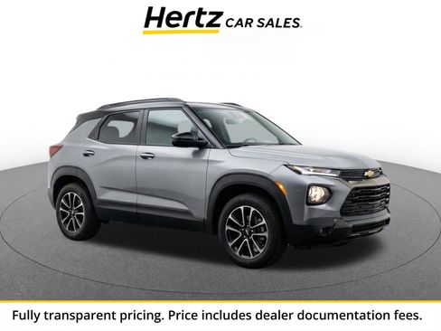 Used 2025 Chevrolet TrailBlazer LT w/ Driver Confidence Package AWD/4WD image 1