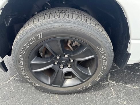 Used 2023 RAM 1500 Big Horn AWD/4WD image 49