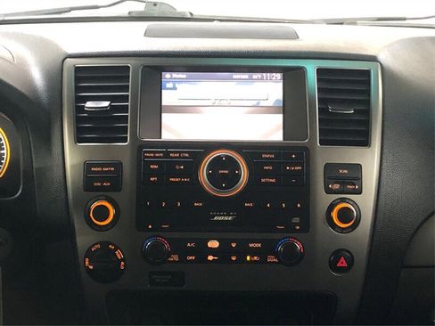 Used 2011 Nissan Armada SV image 12