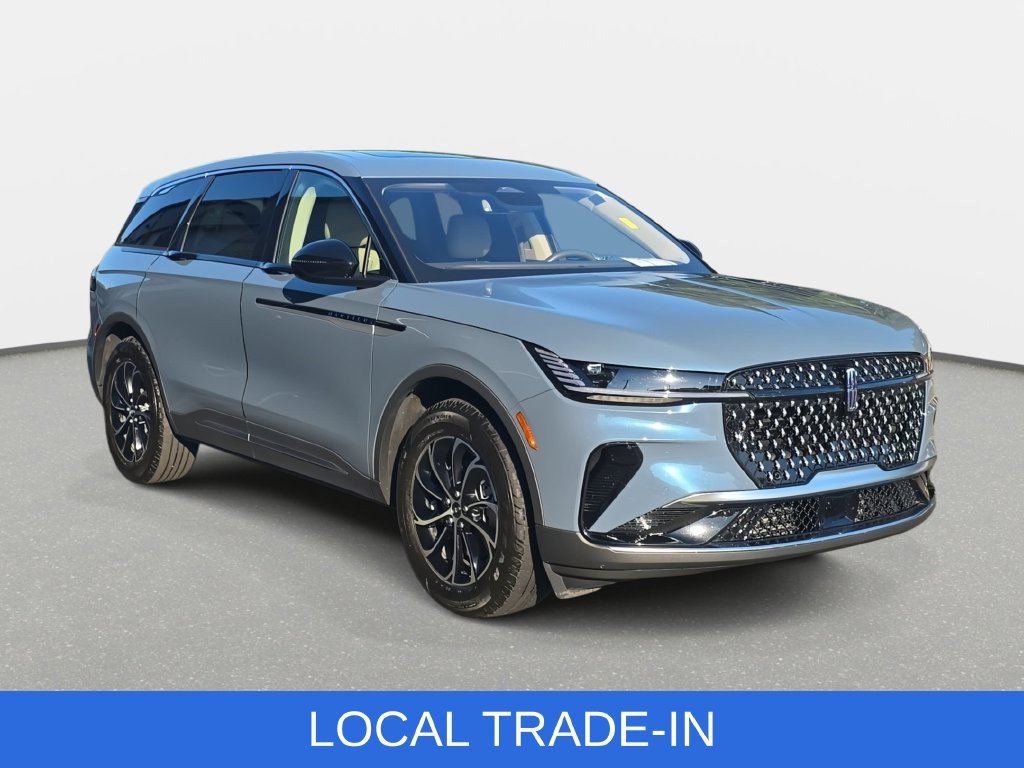 Used 2025 Lincoln Nautilus Premier w/ Equipment Group 102A AWD/4WD image 3