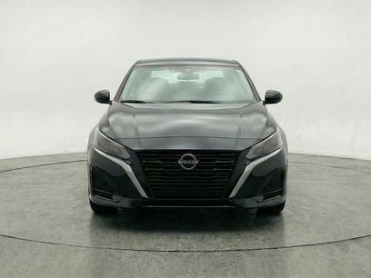 Used 2025 Nissan Altima 2.5 SV