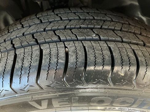 Used 2018 Jeep Compass Limited w/ Navigation Group image 49