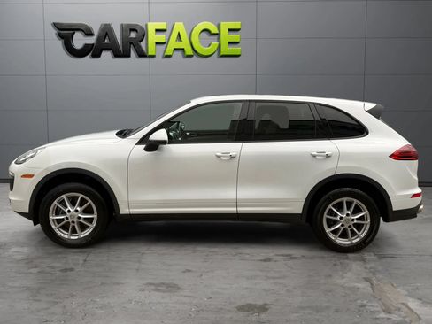 Used 2016 Porsche Cayenne AWD/4WD image 7