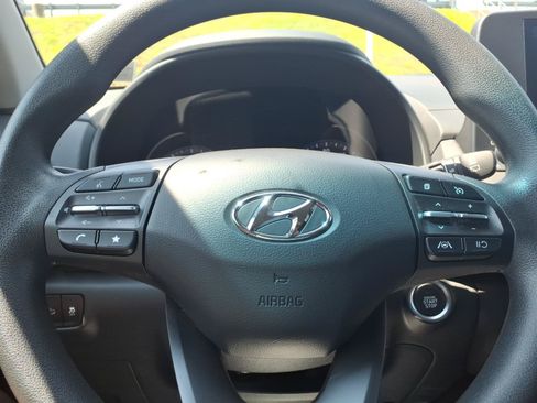 Certified 2023 Hyundai Kona SEL AWD/4WD image 31