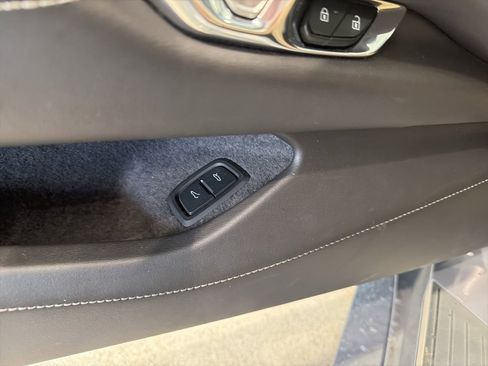 Certified 2024 Chevrolet Corvette Stingray Convertible w/ 1LT image 18