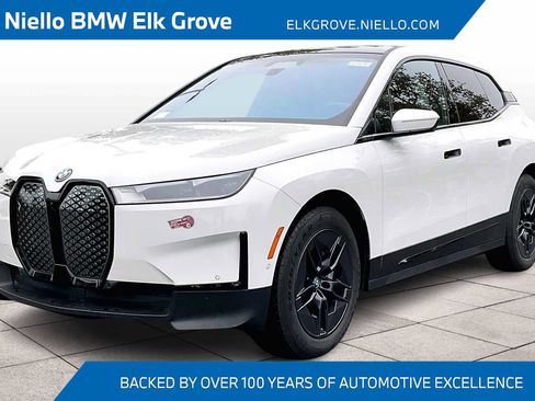 Used 2024 BMW iX xDrive50 image 1