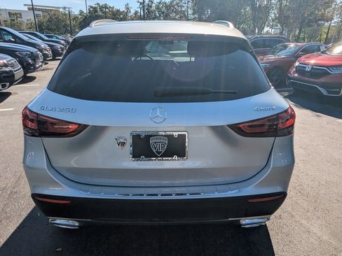 New 2022 Mercedes-Benz GLA 250 4MATIC image 18