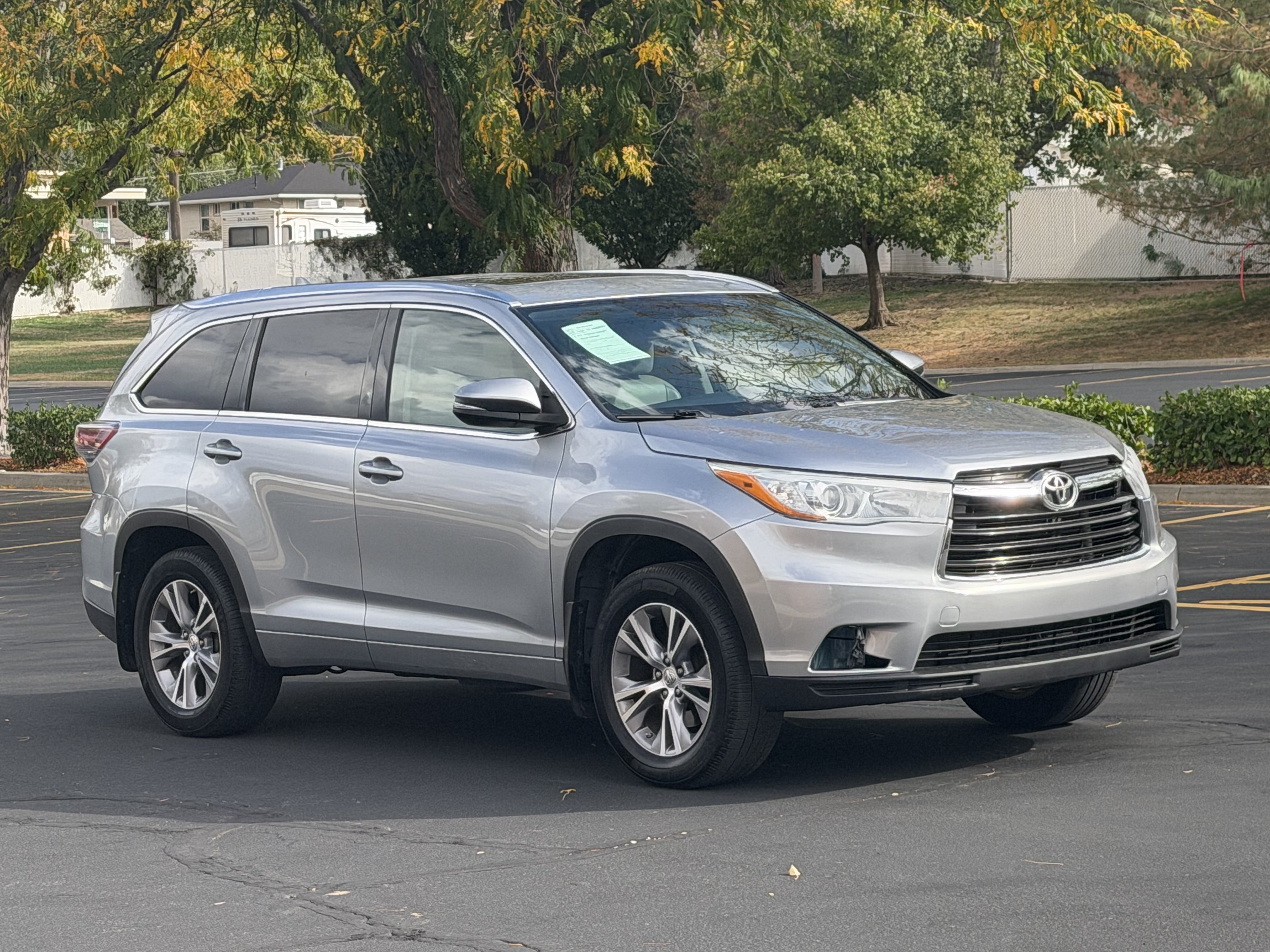 Used 2015 Toyota Highlander XLE AWD/4WD image 8