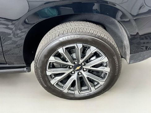 Certified 2026 Chevrolet Suburban High Country AWD/4WD image 27