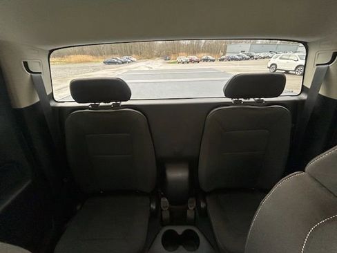 Used 2017 Chevrolet Colorado LT image 14