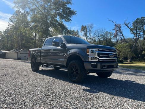 Used 2022 Ford F250 Platinum w/ Tremor Off-Road Package image 5