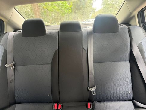 Used 2025 Nissan Versa SV FWD image 35