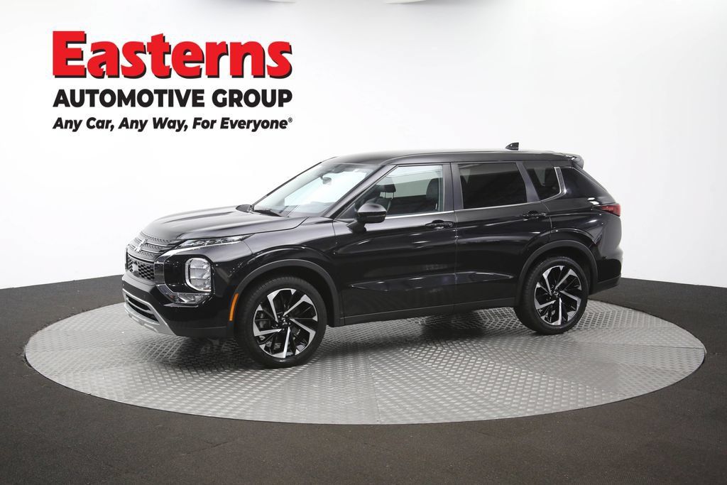 Used 2024 Mitsubishi Outlander SE AWD/4WD image 59