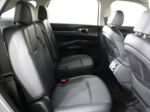 Used 2023 Kia Sorento X-Line EX AWD/4WD image 39