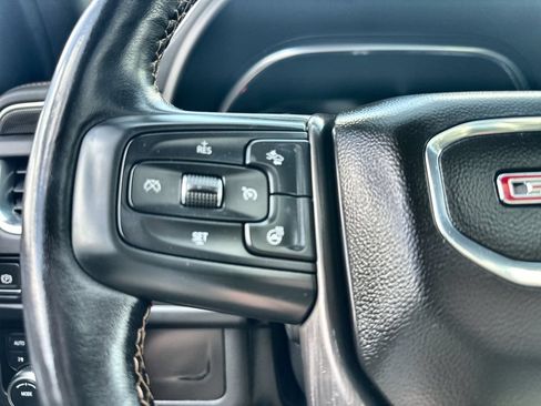 Used 2022 GMC Yukon XL AT4 AWD/4WD image 31