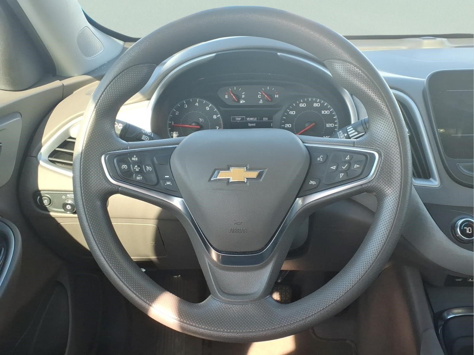 Used 2024 Chevrolet Malibu LT FWD image 5