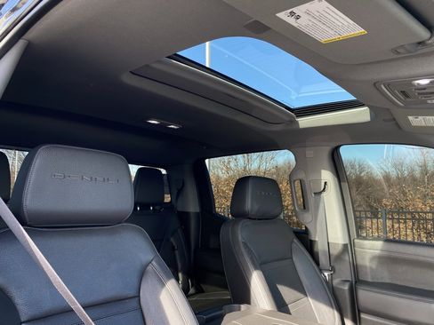 Used 2021 GMC Sierra 1500 Denali w/ LPO, GMC Protection Package image 31