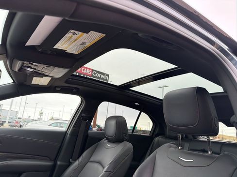 Used 2020 Cadillac XT4 Sport image 9