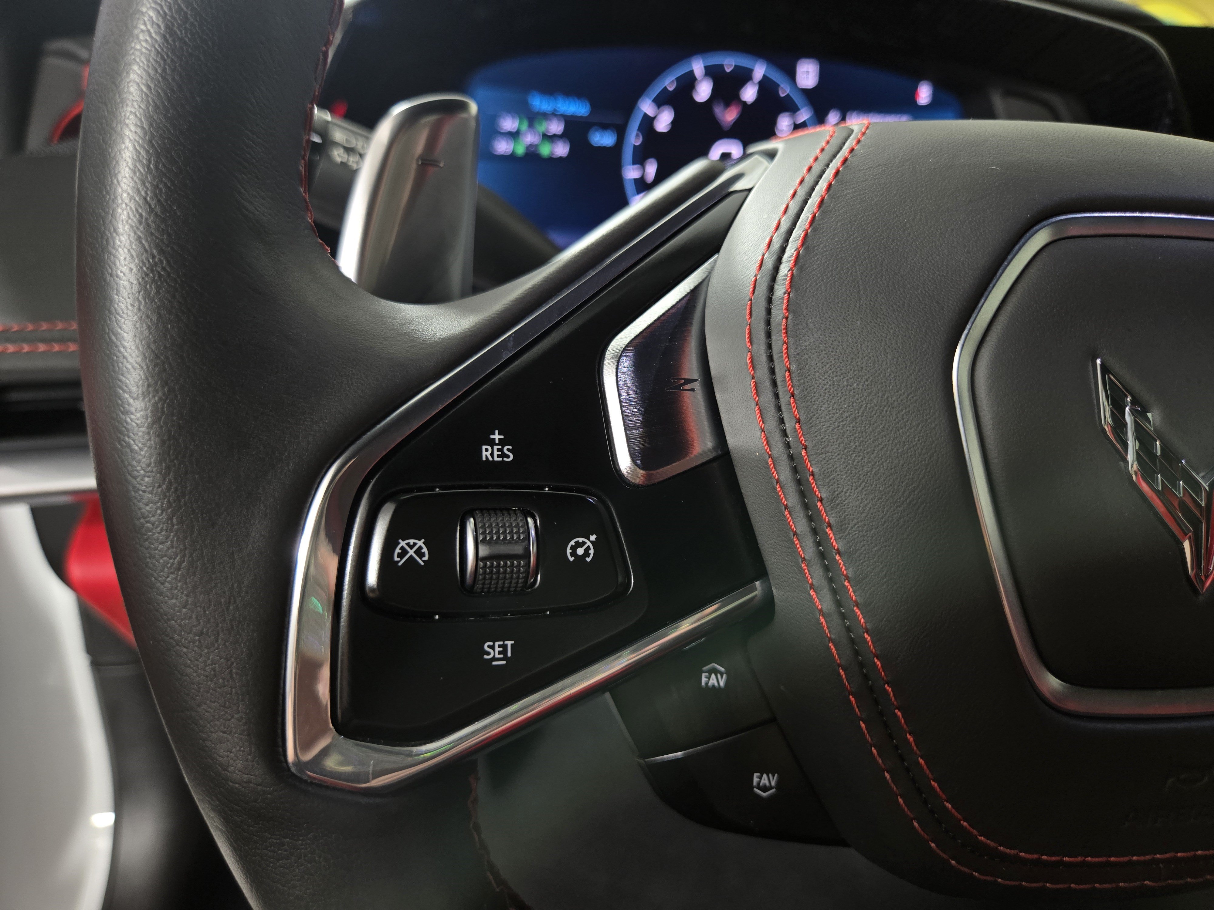 Certified 2022 Chevrolet Corvette Stingray Premium Conv w/ Z51 Performance Package RWD image 13
