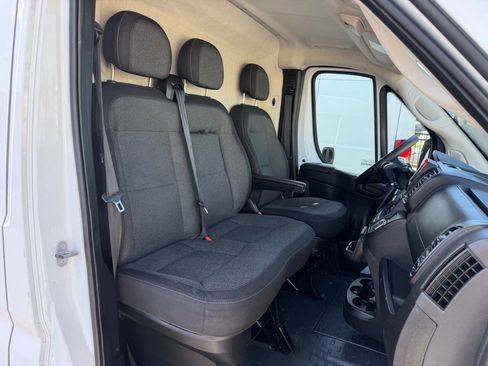 Used 2023 RAM ProMaster 3500 FWD image 9